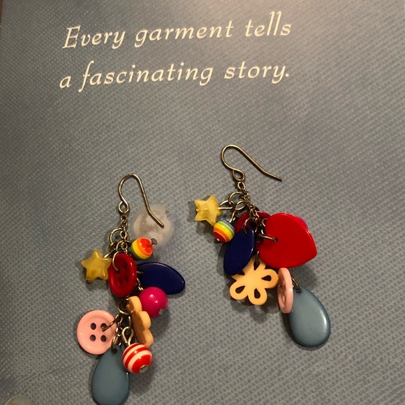 Vintage charm earrings - Picture 3 of 4